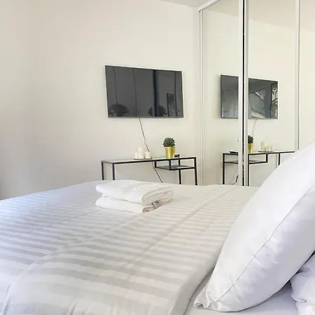Appartamento Paris-monceau**** Parigi